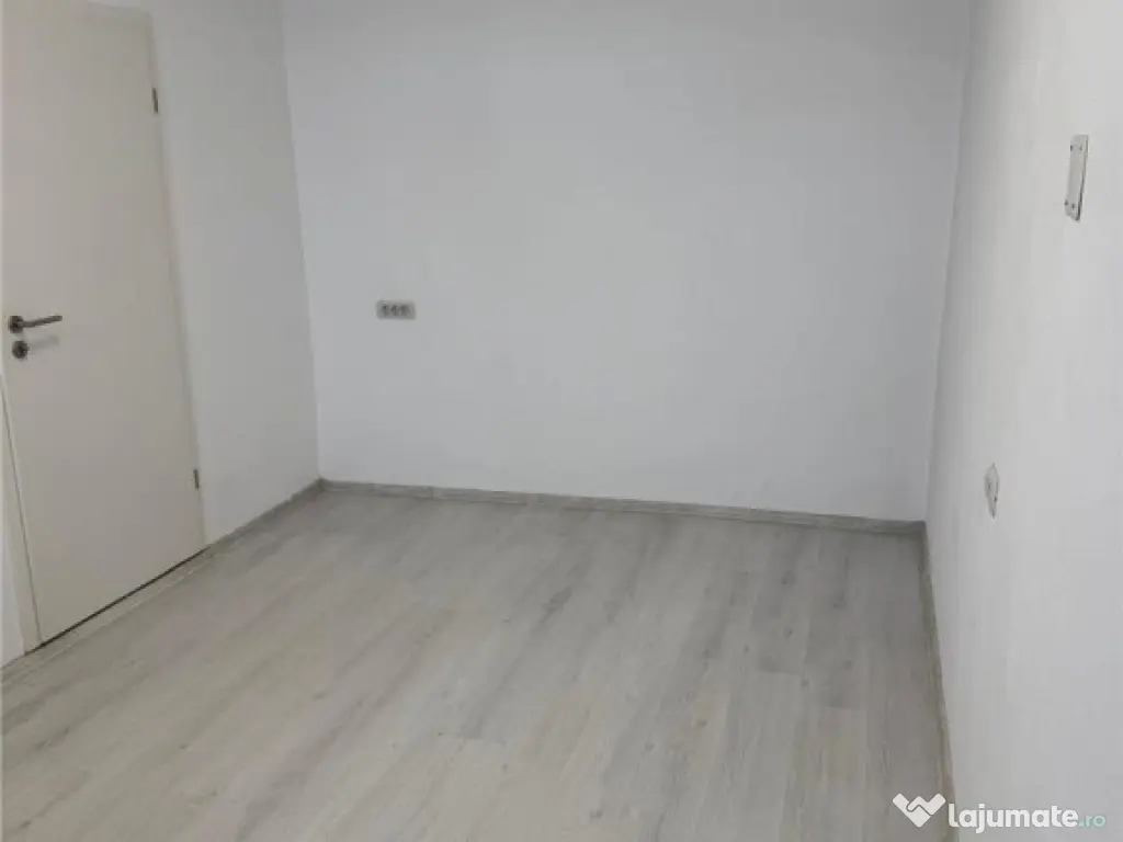 Spatiu Comercial de Inchiriat, Vizibilitate Excelenta 