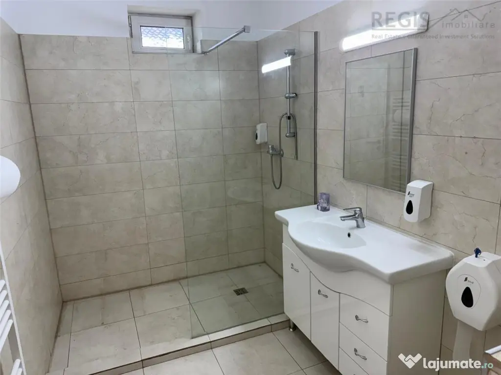 Spatiu Comercial de Inchiriat, Vizibilitate Excelenta 