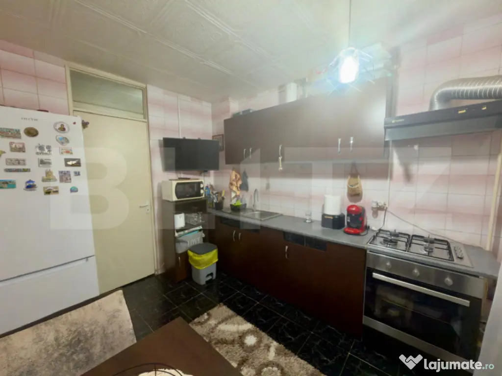 Apartament semidecomandat, 2 camere, zona Fortuna-Craiovița 