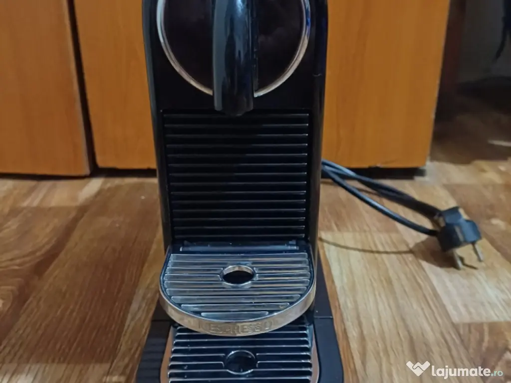 Aparat de cafea Magimix cu capsule nespresso 
