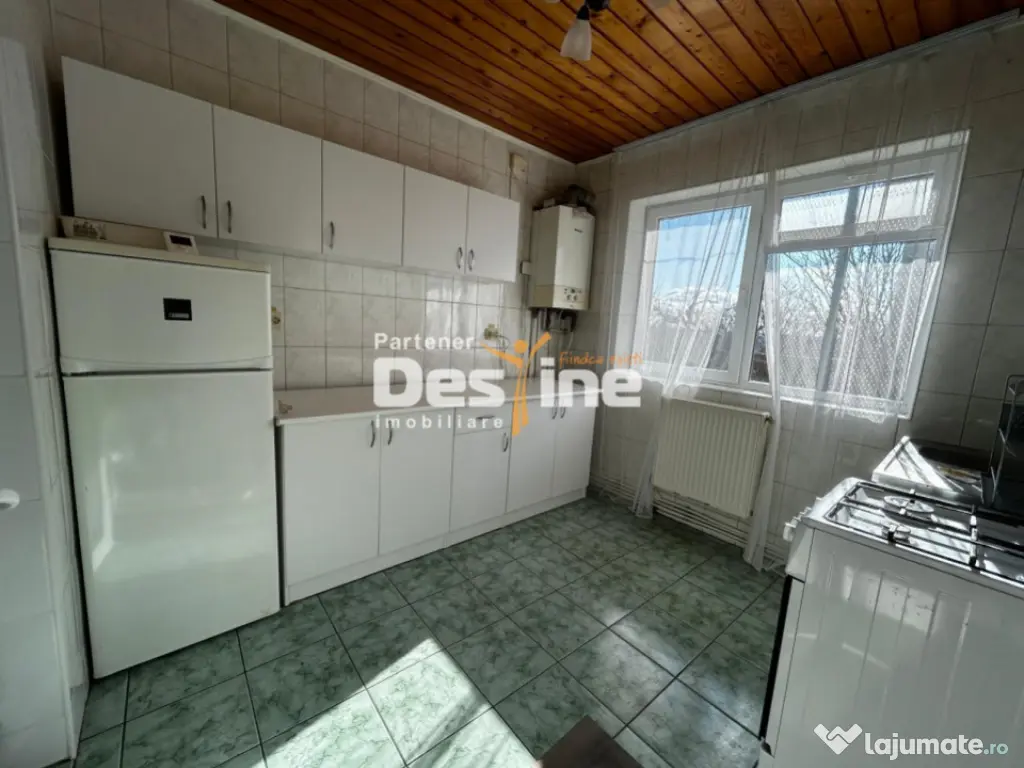 Casă de închiriat Copou 5CD 100MP parter+mansarda+curte 