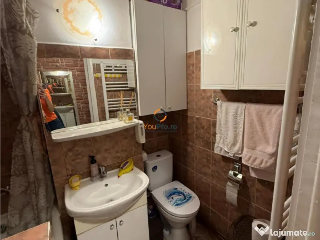 Apartament deosebit cu 2 camere cu centrala etaj 4 zona Sagu 