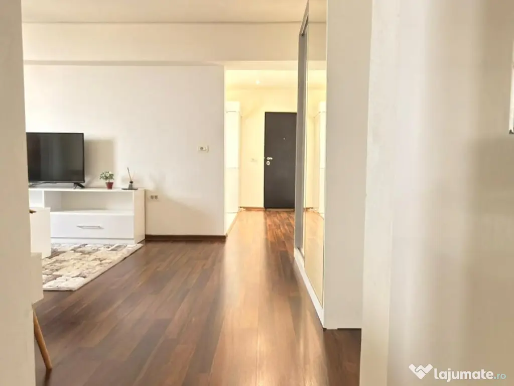 Proprietar ofer spre vânzare apartament complet mobilat