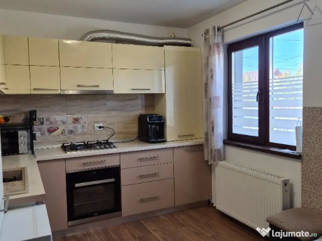 Apartament duplex gradina(~40mp)–2 camere+2 camere+mansarda Nord Est