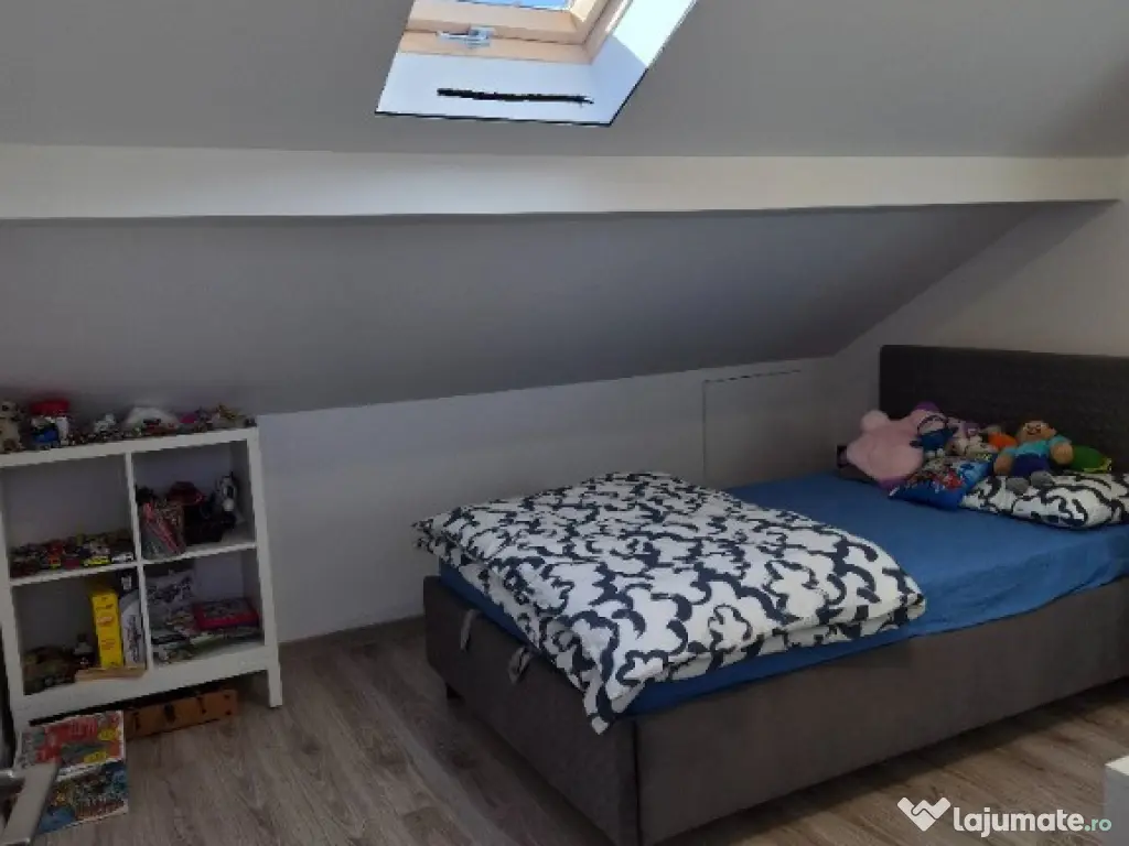 Apartament duplex gradina(~40mp)–2 camere+2 camere+mansarda Nord Est