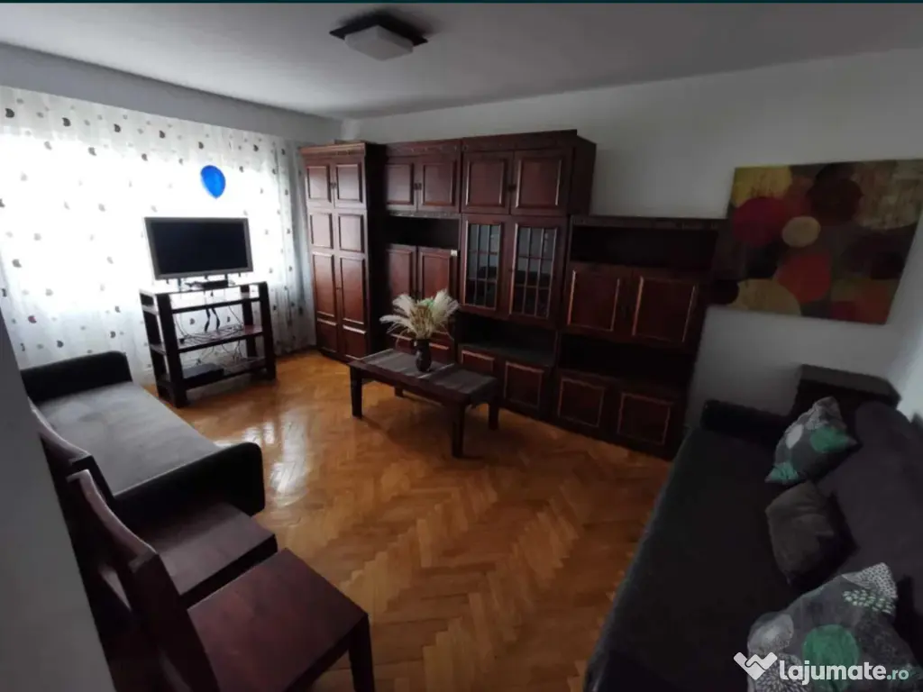 Apartament cu 3 camere, cartier Zorilor