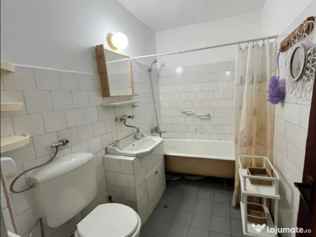 Apartament cu 3 camere, cartier Zorilor