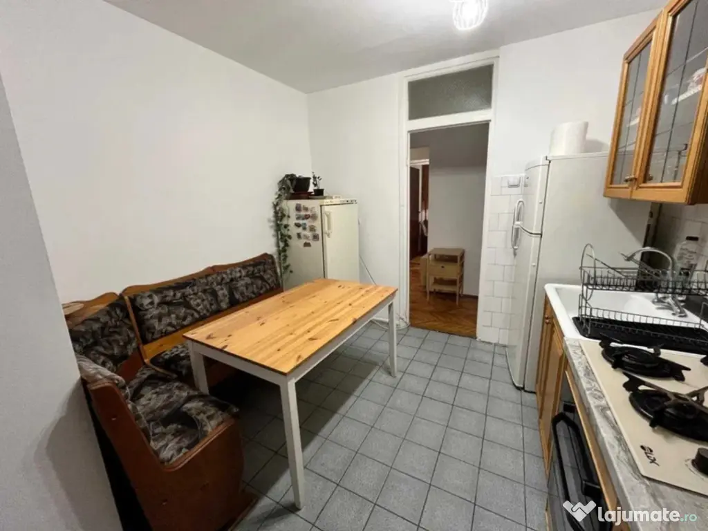 Apartament cu 3 camere, cartier Zorilor