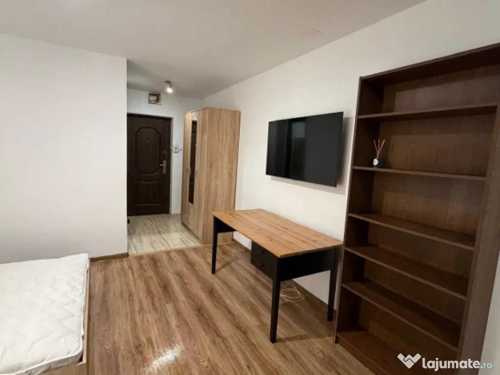 Ianclui etaj 5 decomandat 