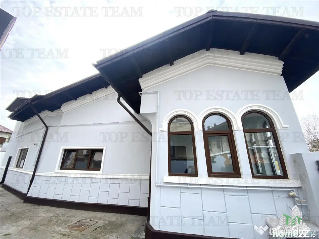 Casa interbelica renovata, de in zona Dacia 