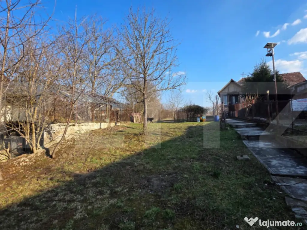 Teren generos cu casă – ideal pentru renovare sau dezvolt 