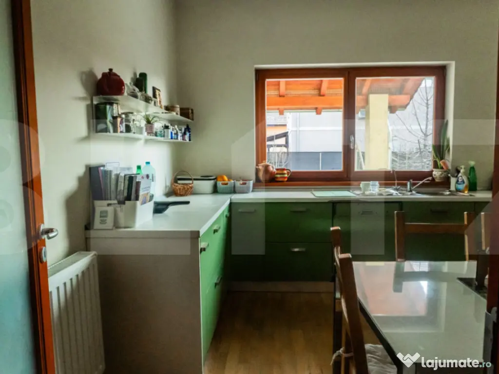 Vilă de prestigiu în Aradul Nou – Arhitectură premium, 