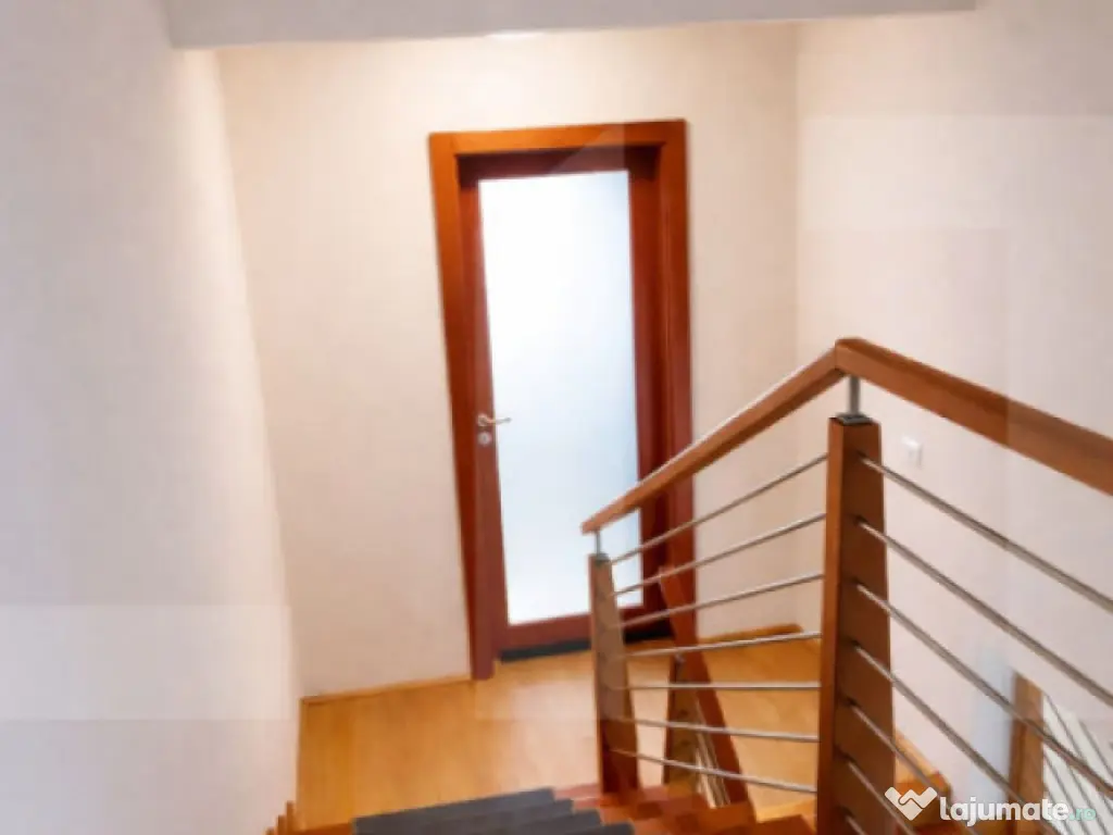 Vilă de prestigiu în Aradul Nou – Arhitectură premium, 