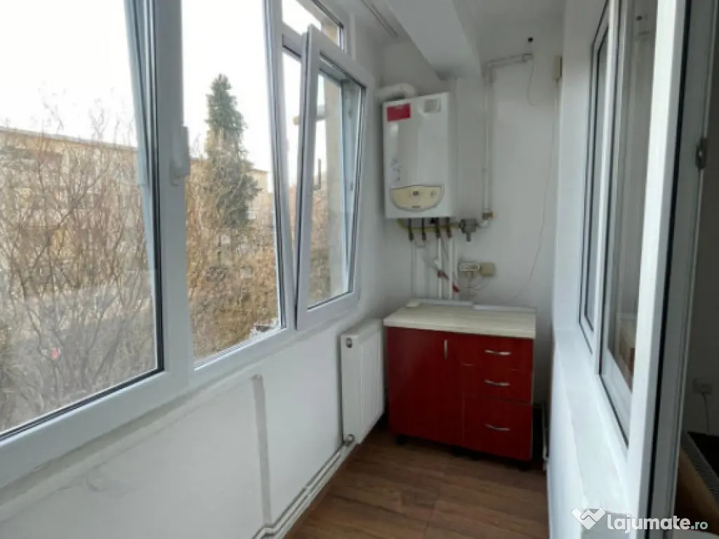 Apartament 2 camere semidecomandate, cartier Sasar 