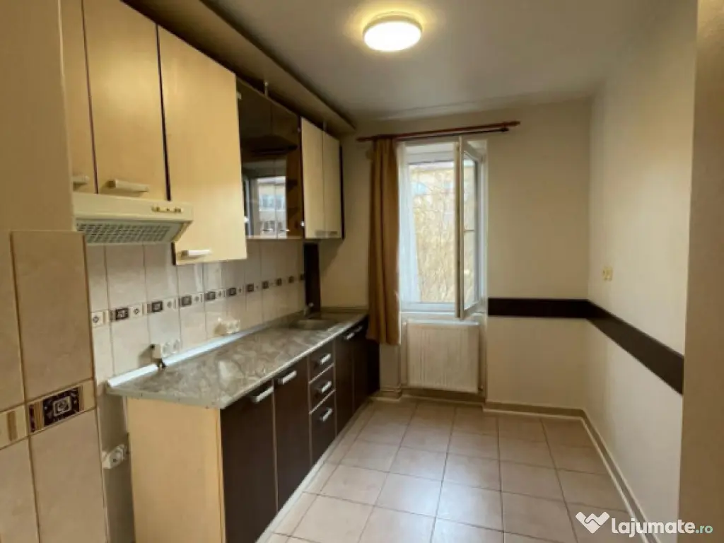 Apartament 2 camere semidecomandate, cartier Sasar 