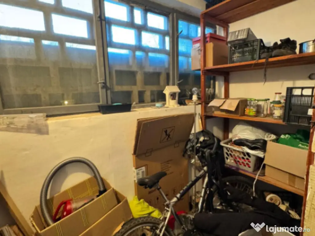 Apartament 3 camere spațios | Zonă aproape de Centru | Com 