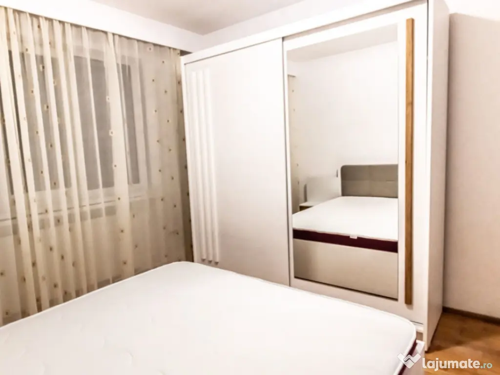 Apartament 3 camere spațios | Zonă aproape de Centru | Com 