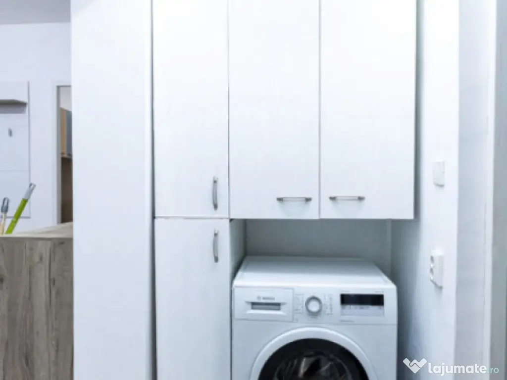 Apartament 3 camere spațios | Zonă aproape de Centru | Com 