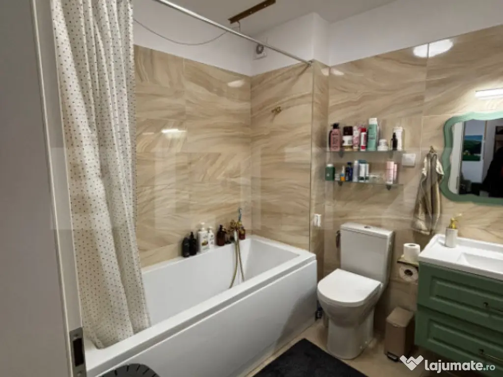 Apartament luminos 3 camere, 75 mp, etaj intermediar, zona E 