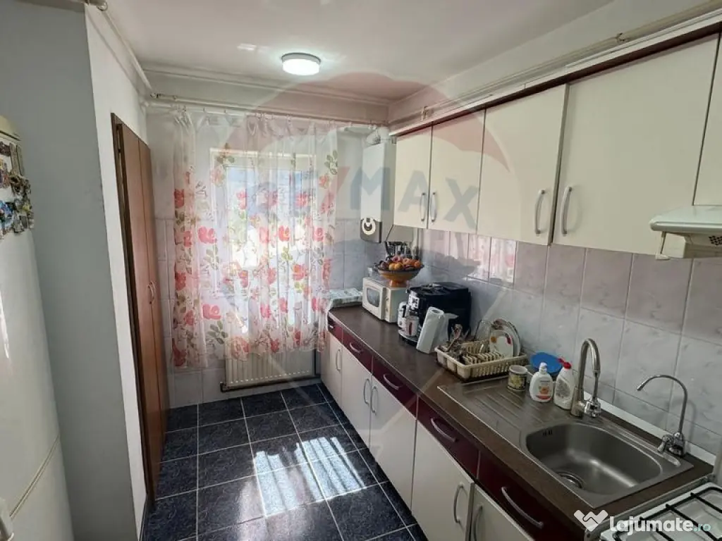 Apartament 3 camere spatios, 2 bai – IDEAL pentru familie 