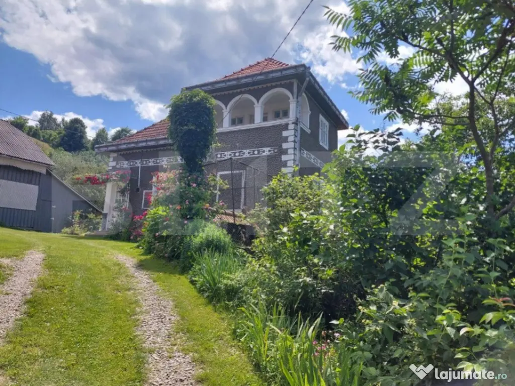 Casa de 120 mp si 1ha teren in Doroteia, Suceava 