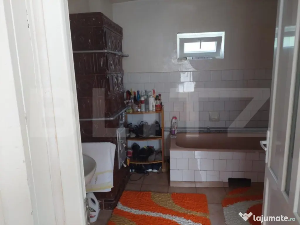 Casa de 120 mp si 1ha teren in Doroteia, Suceava 