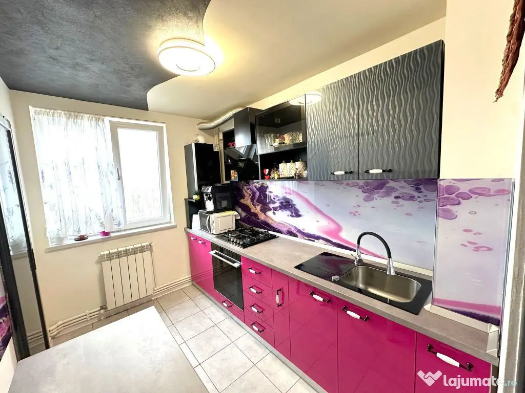 Vanzare - 2 camere, zona Neacsu, Micro 19 