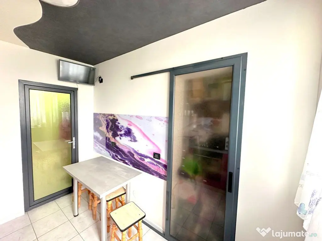 Vanzare - 2 camere, zona Neacsu, Micro 19 