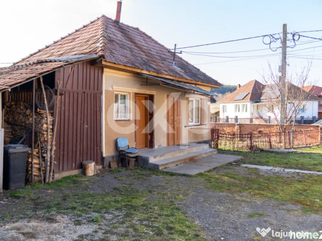 Casă + anexe gospodărești - 1400 mp teren - 0% COMISION 