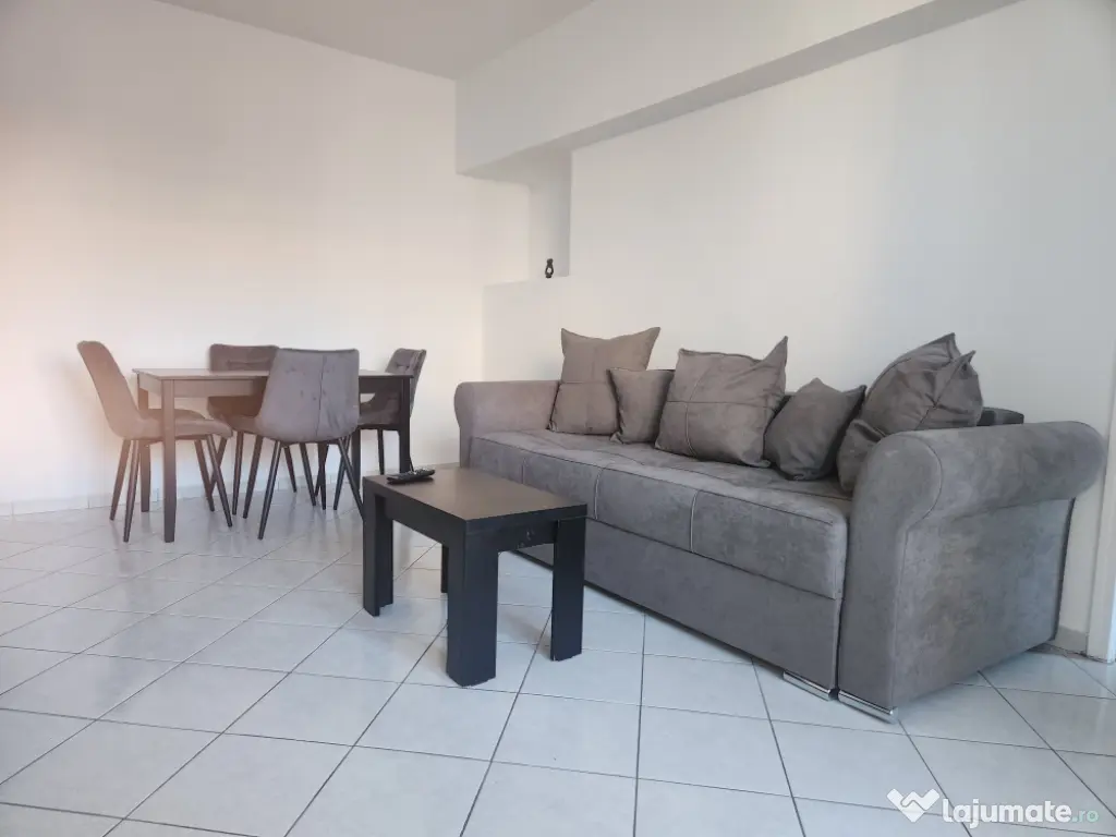 Inchiriez apartament 2 camere P-ta Romana 