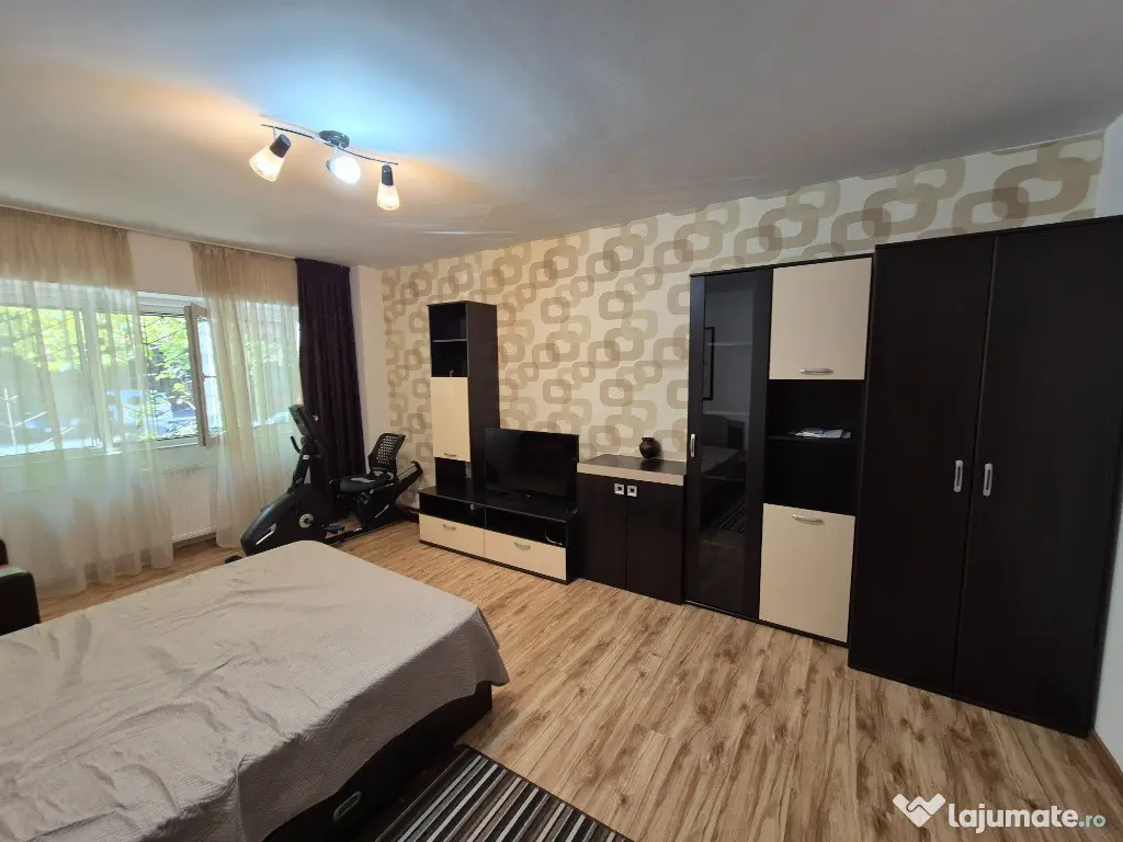 Vitan Mall - Str. Foisorului, inchiriere garsoniera mobilata 