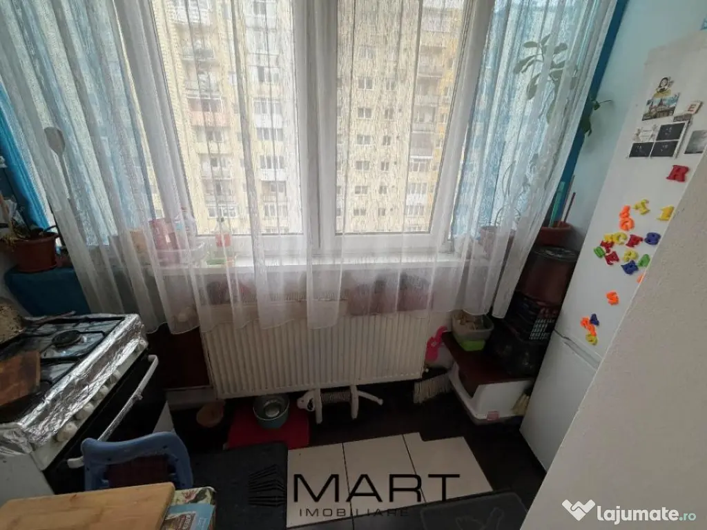 Apartament 3 camere, decomandate 6/10 zona Vasile Aaron Sibi 