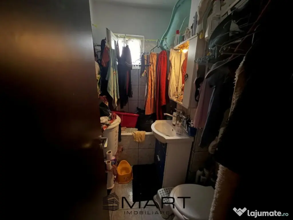 Apartament 3 camere, decomandate 6/10 zona Vasile Aaron Sibi 