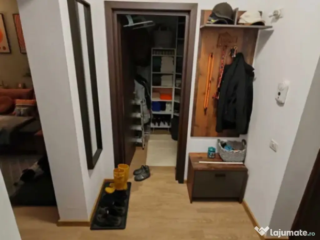 Garsoniera tip studio - zona Sanpetru 