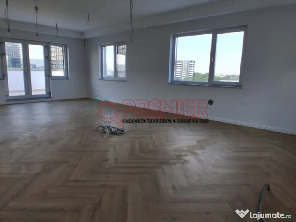 Splaiul Unirii - penthouse spectaculos 