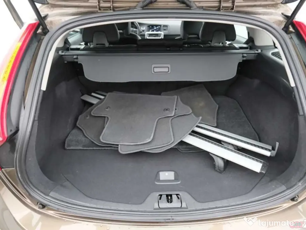 Volvo V60 D3 150cp | 2017 | înmatriculată | 153000km | fara Adblue | EURO 6 