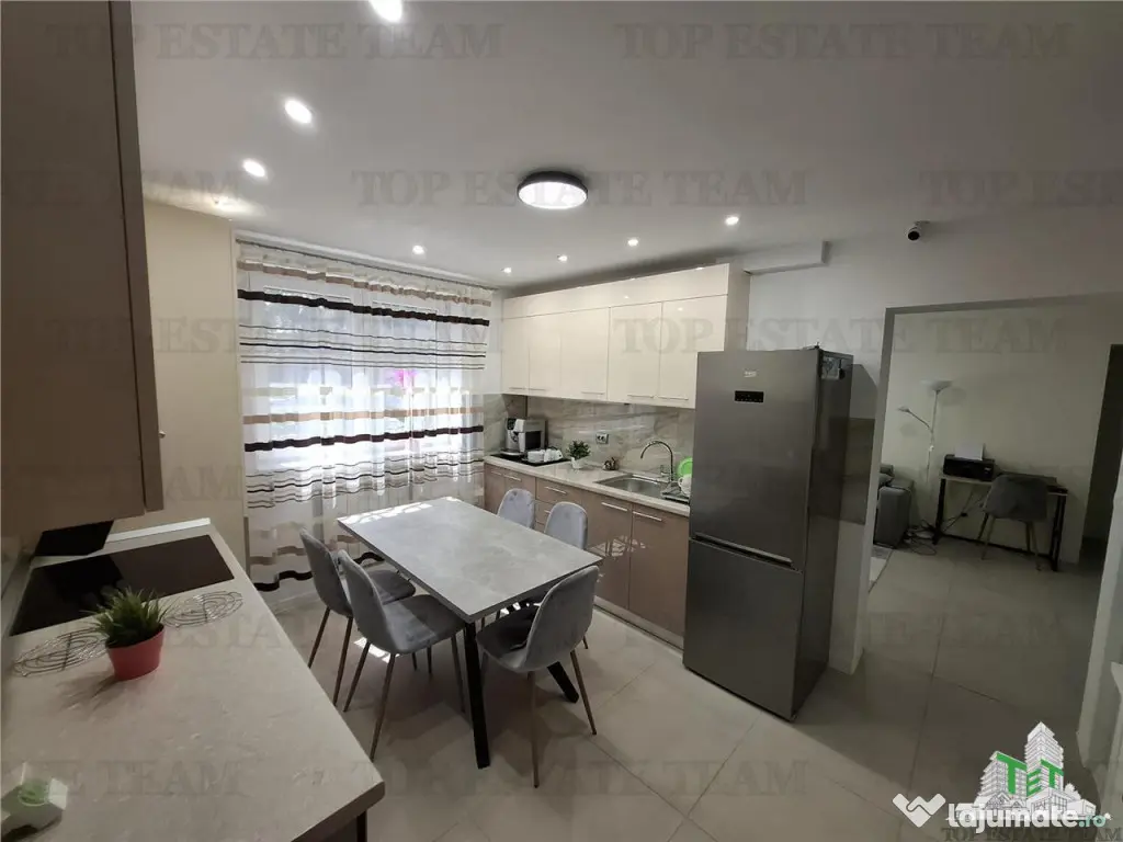 Apartament 3 camere centrala/renovat parcare ADP zona semice 