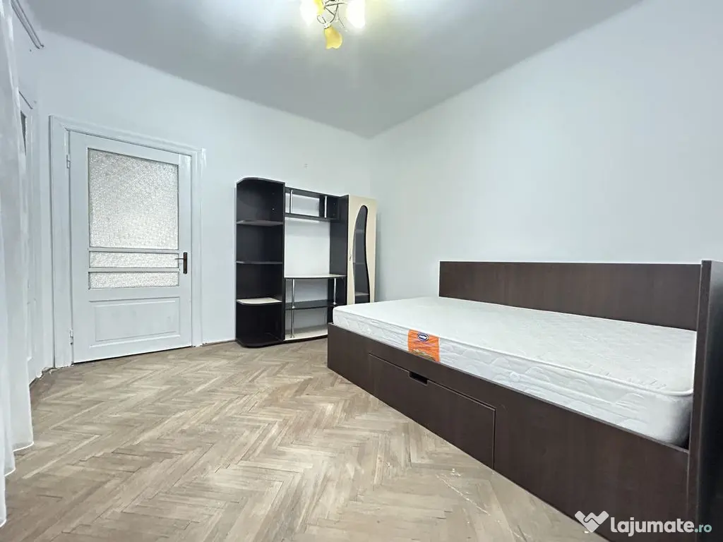 Casa 3 camere - Delfinariu - toate utilitatile