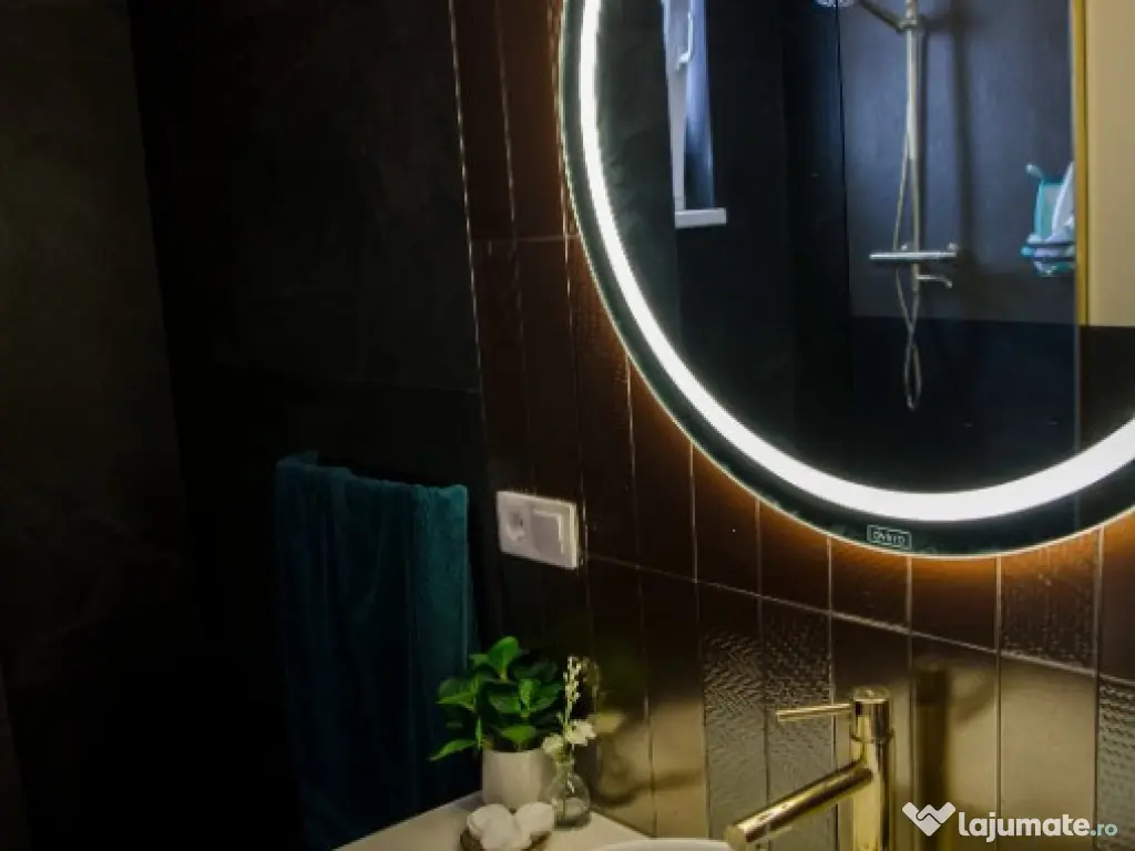 Apartament exclusivist de inchiriat-3 camere-2 bai-zona Ultracentrala 