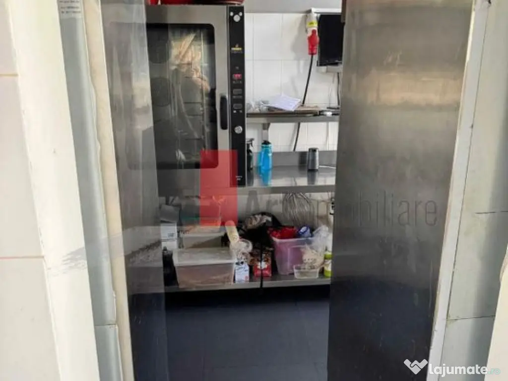 Spatiu comercial de inchiriat in zona Stefan cel Mare/Str... 