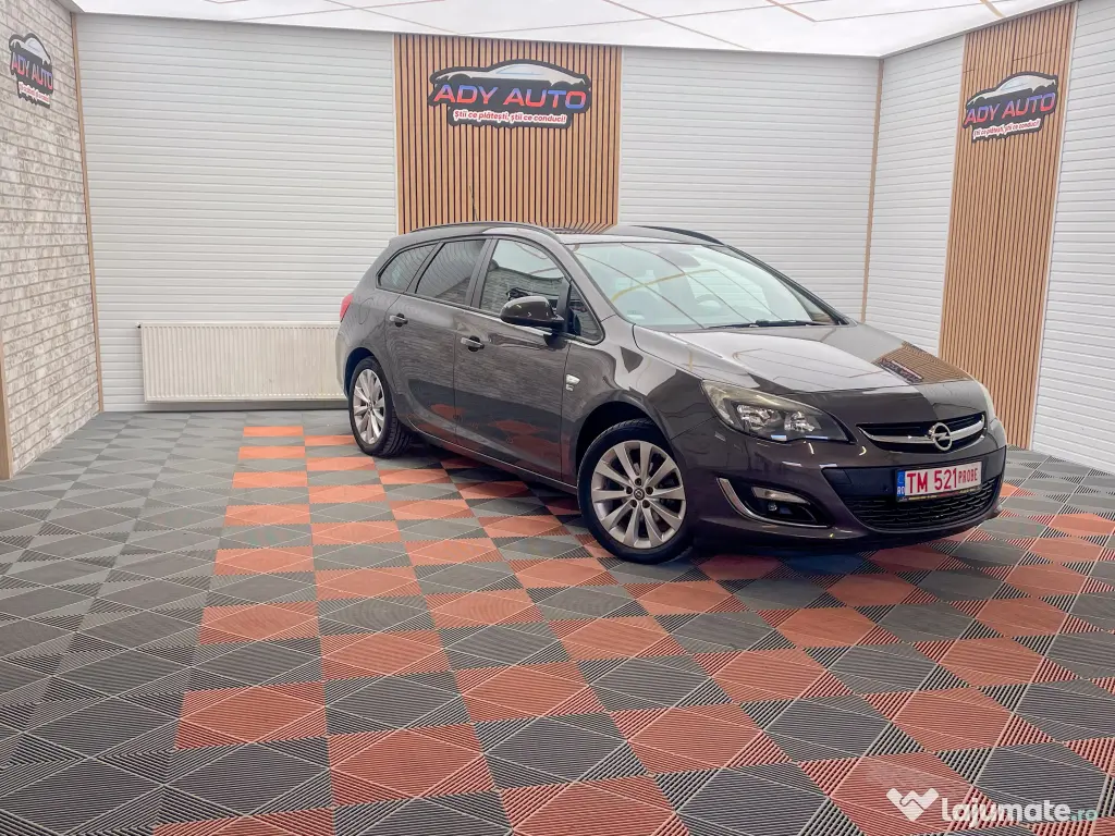 Opel Astra J . 1,4 Benzina . Euro 5 . Suport de biciclete . Rar + Itp . Garantie 