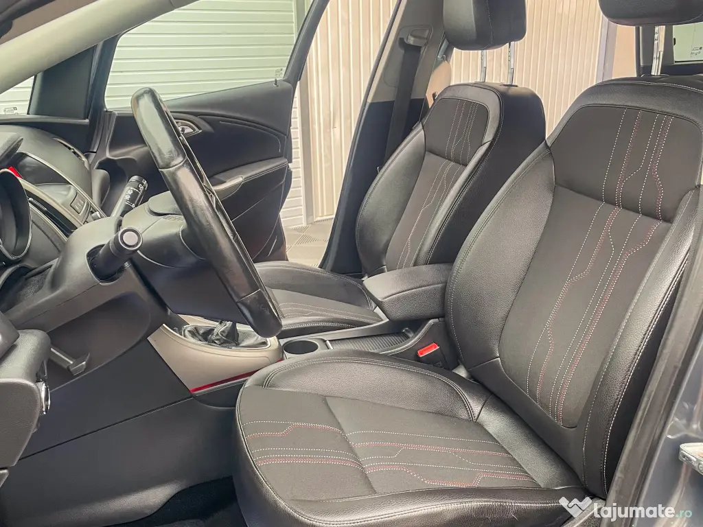 Opel Astra J . 1,4 Benzina . Euro 5 . Suport de biciclete . Rar + Itp . Garantie 