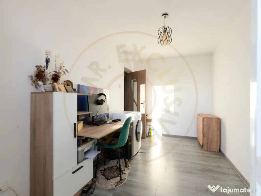 APARTAMENT 3 CAMERE SEMIDECOMANDAT CRAIOVEI 