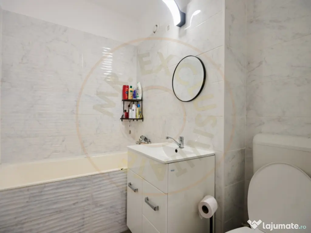 APARTAMENT 3 CAMERE SEMIDECOMANDAT CRAIOVEI 