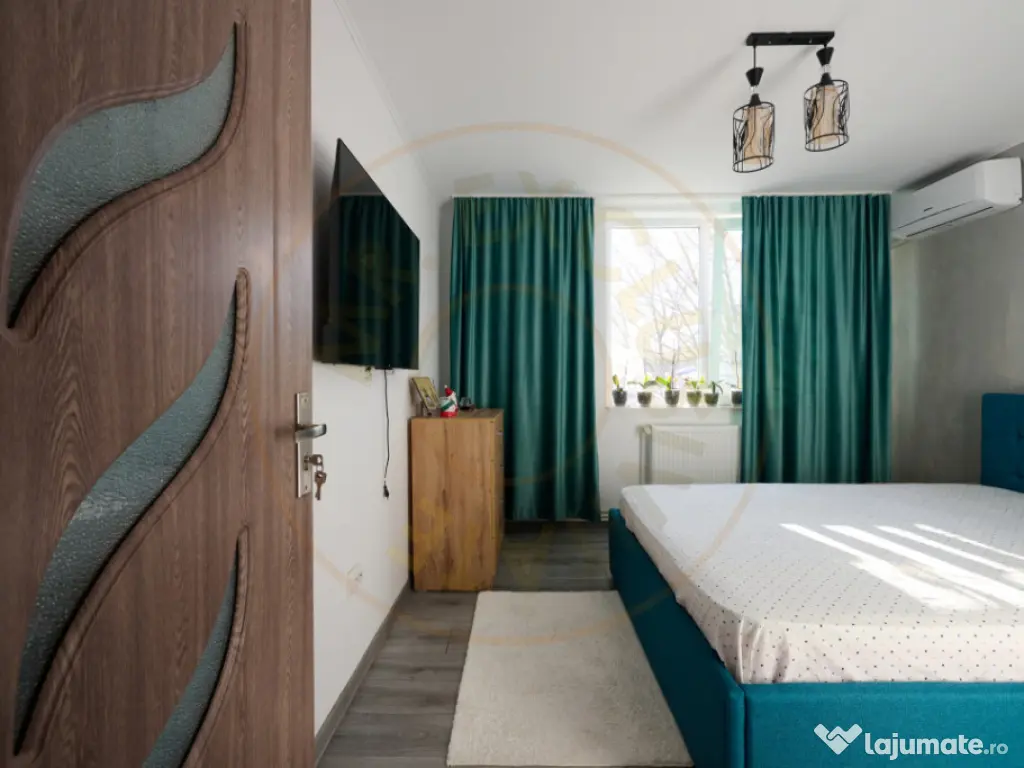 APARTAMENT 3 CAMERE SEMIDECOMANDAT CRAIOVEI 