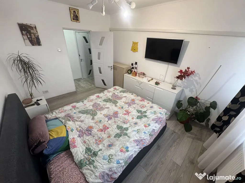 Apartament 3 camere zona Abator 