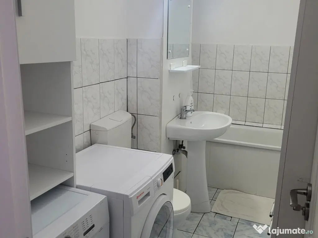 Inchiriez apartament 