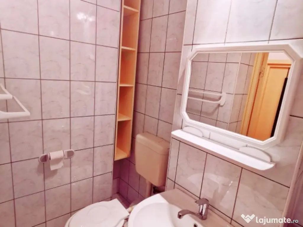 Garsoniera Pipa Sapca, et 3, mobilata, 1200 RON 