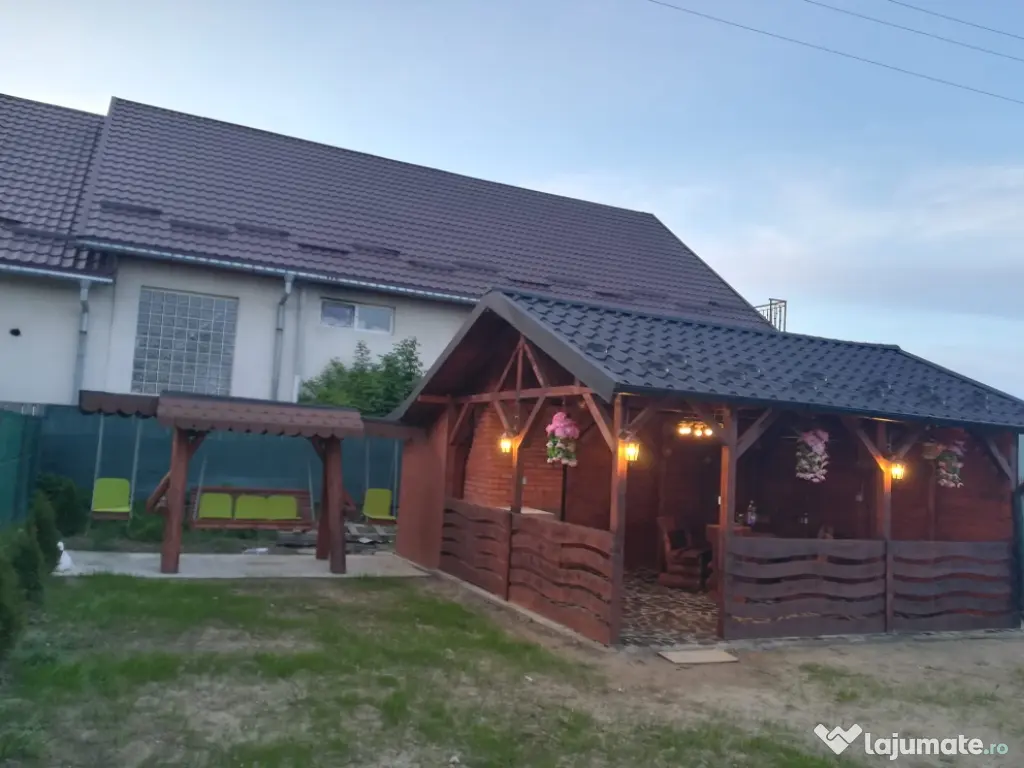 Vând teren intravilan 300mp