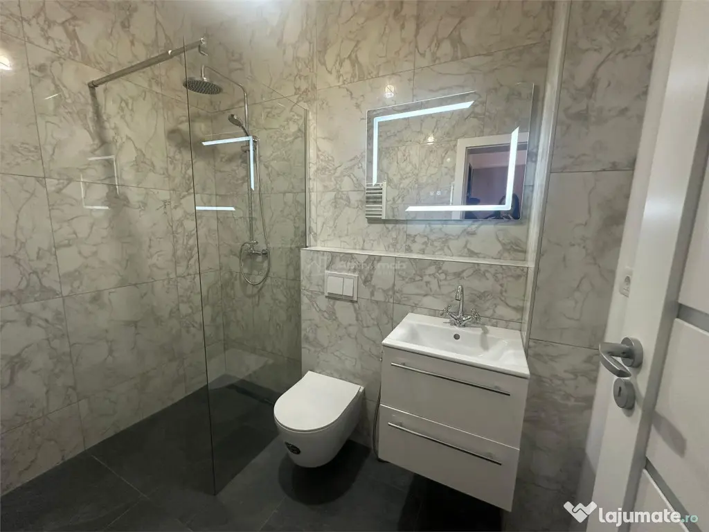 Apartament modern 3 camere, prima , bloc nou 2025, parcare s 